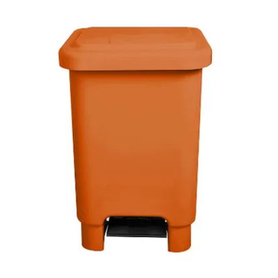 Lixeira de Plástico com Pedal 50 Litros - LARANJA
